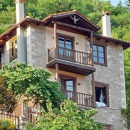 Maisonette Korfes-Κορφές-Μ Δύο Αυτόνομοι Όρoφοι Της Βίλας Κορφές Για Οικογένειες Και Μικρές Παρέες Karpenisi Luaran gambar