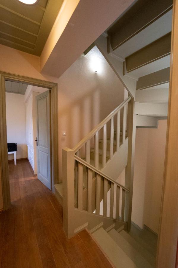 Maisonette Korfes-Κορφές-Μ Δύο Αυτόνομοι Όρoφοι Της Βίλας Κορφές Για Οικογένειες Και Μικρές Παρέες Karpenisi Luaran gambar