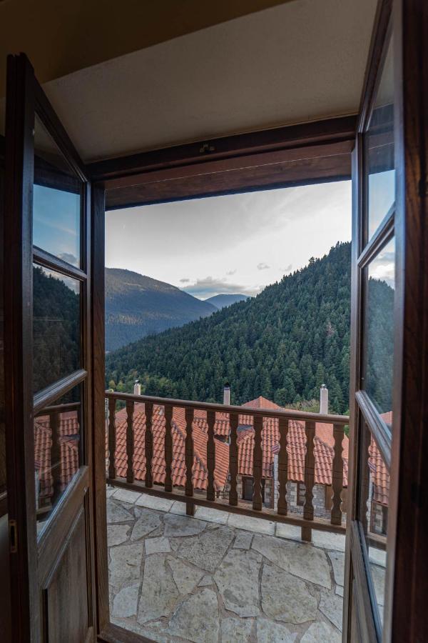 Maisonette Korfes-Κορφές-Μ Δύο Αυτόνομοι Όρoφοι Της Βίλας Κορφές Για Οικογένειες Και Μικρές Παρέες Karpenisi Luaran gambar