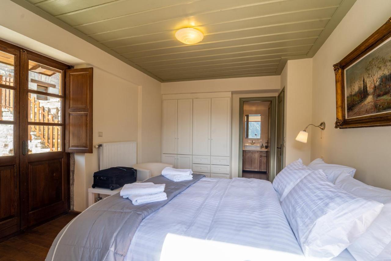 Maisonette Korfes-Κορφές-Μ Δύο Αυτόνομοι Όρoφοι Της Βίλας Κορφές Για Οικογένειες Και Μικρές Παρέες Karpenisi Luaran gambar