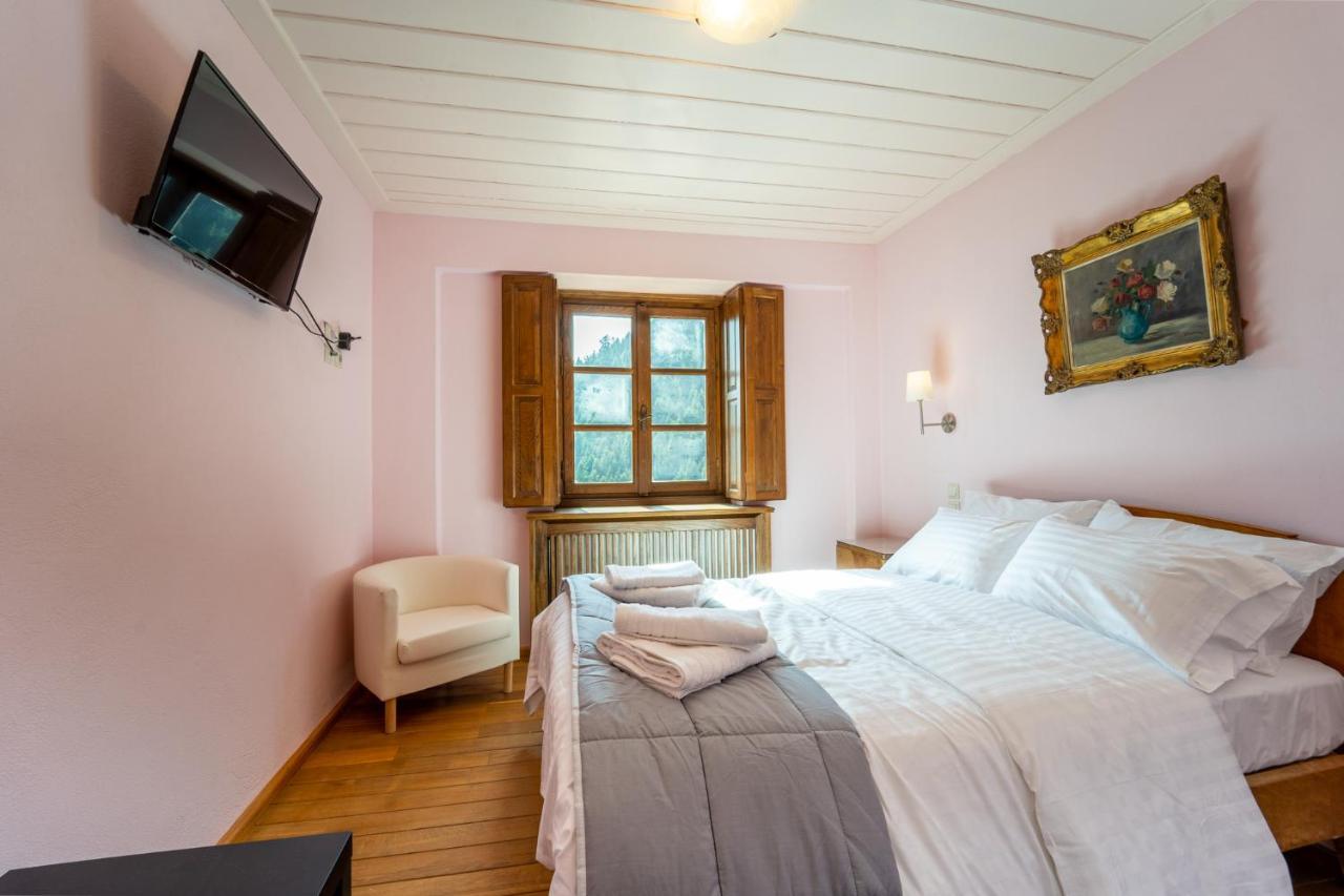 Maisonette Korfes-Κορφές-Μ Δύο Αυτόνομοι Όρoφοι Της Βίλας Κορφές Για Οικογένειες Και Μικρές Παρέες Karpenisi Luaran gambar