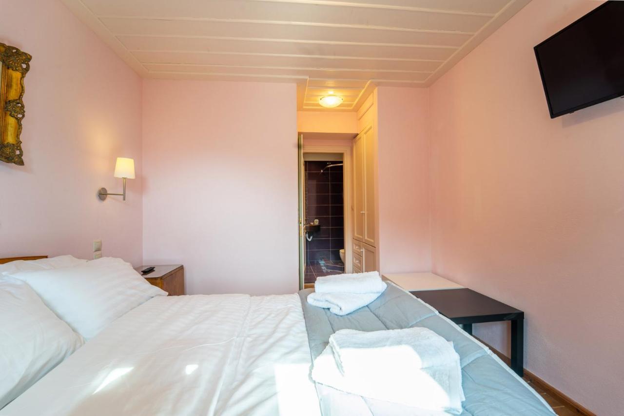 Maisonette Korfes-Κορφές-Μ Δύο Αυτόνομοι Όρoφοι Της Βίλας Κορφές Για Οικογένειες Και Μικρές Παρέες Karpenisi Luaran gambar
